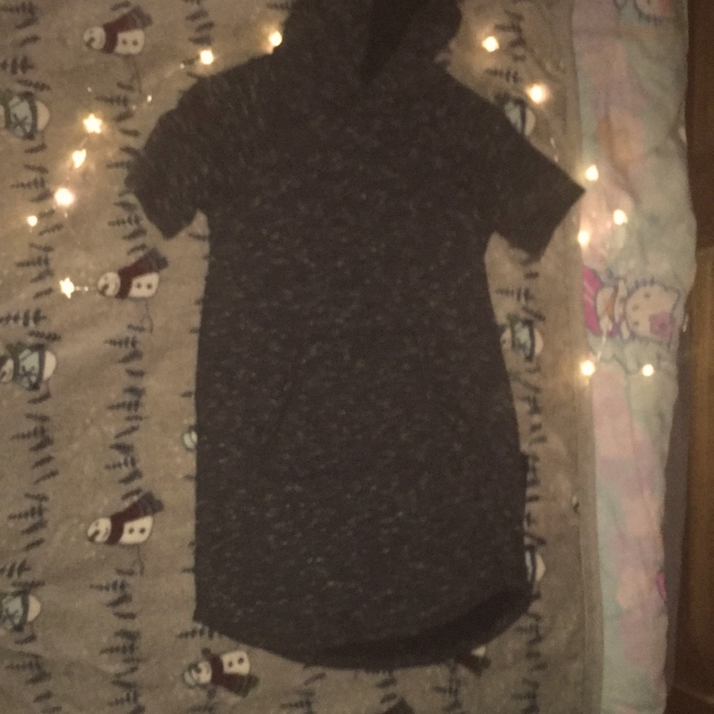 A black hoodie dress that goes to your knees+hood
